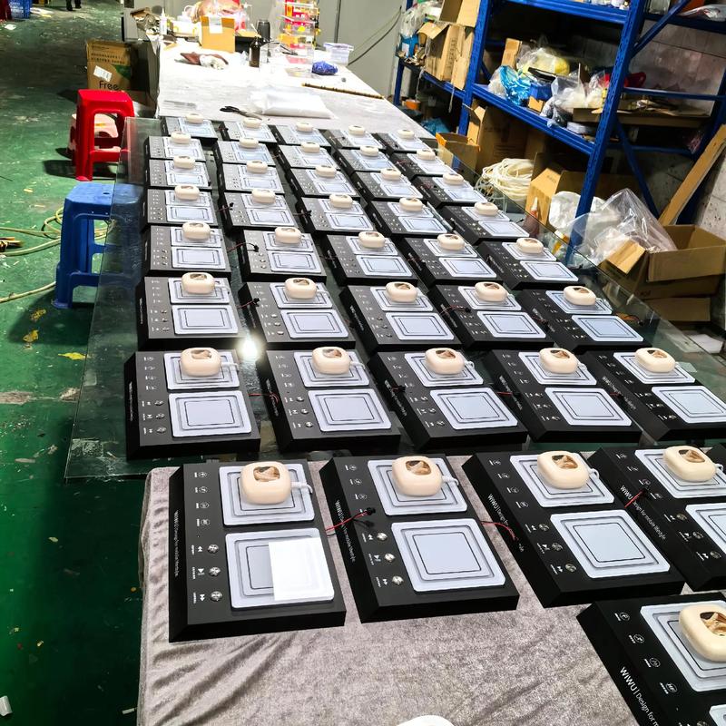 東莞深圳亞克力3C數碼產品展示架制作源頭工廠——專業定制，助力數碼產品立體陳列